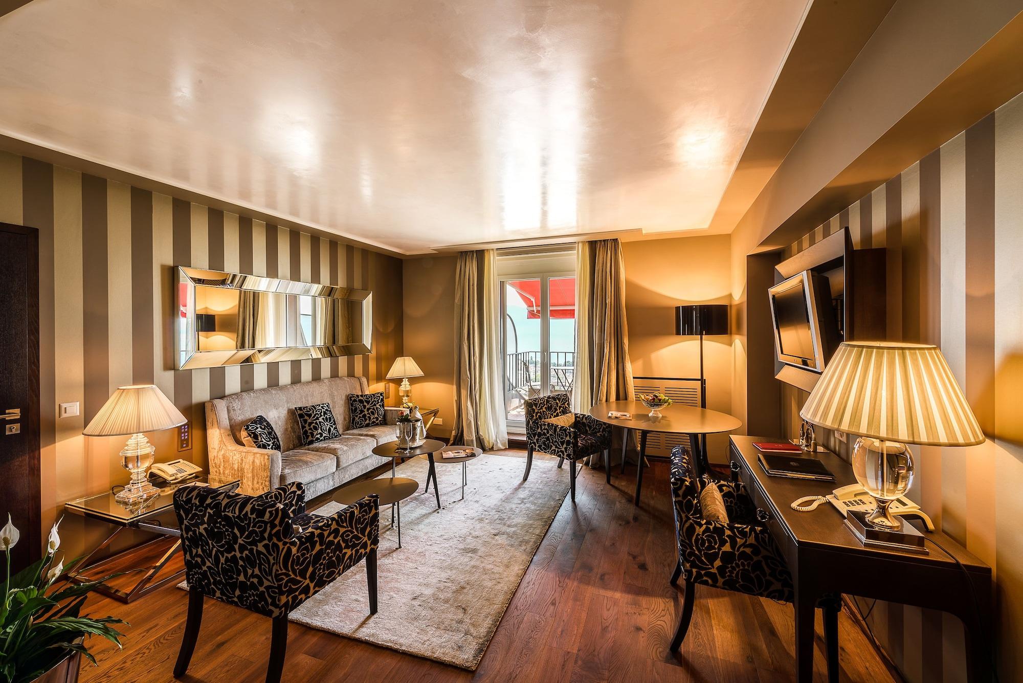 Lausanne Palace Exterior foto Suite