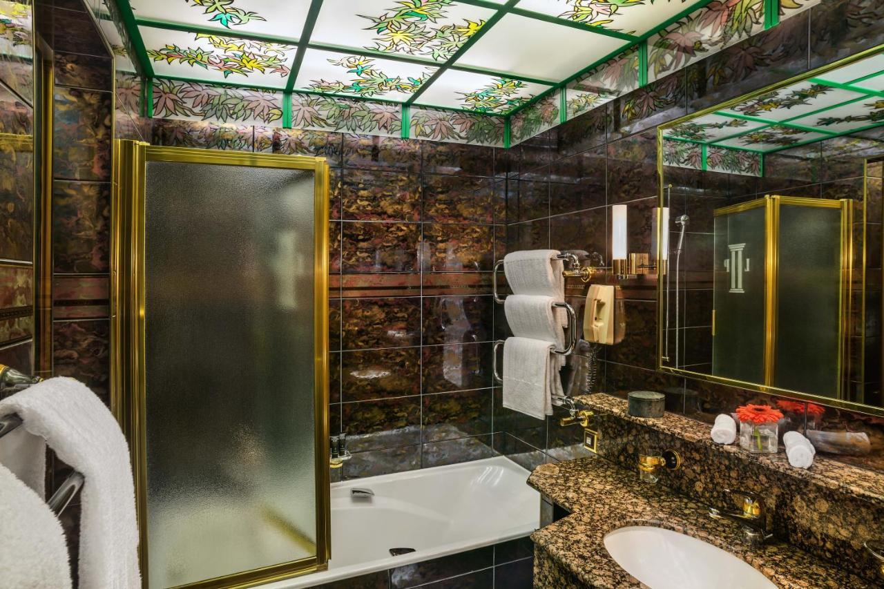 Lausanne Palace Exterior foto Bathroom